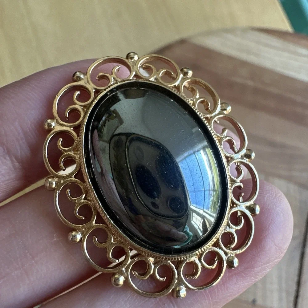 Artisan Crafted this vintage